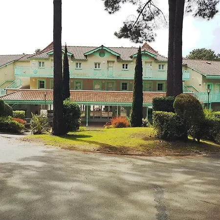 Maison Charmante A Avec Piscine Partagee Et Terrasse