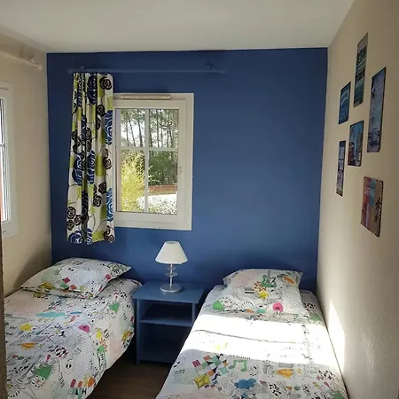 Maison Charmante A Avec Piscine Partagee Et Terrasse Lacanau
